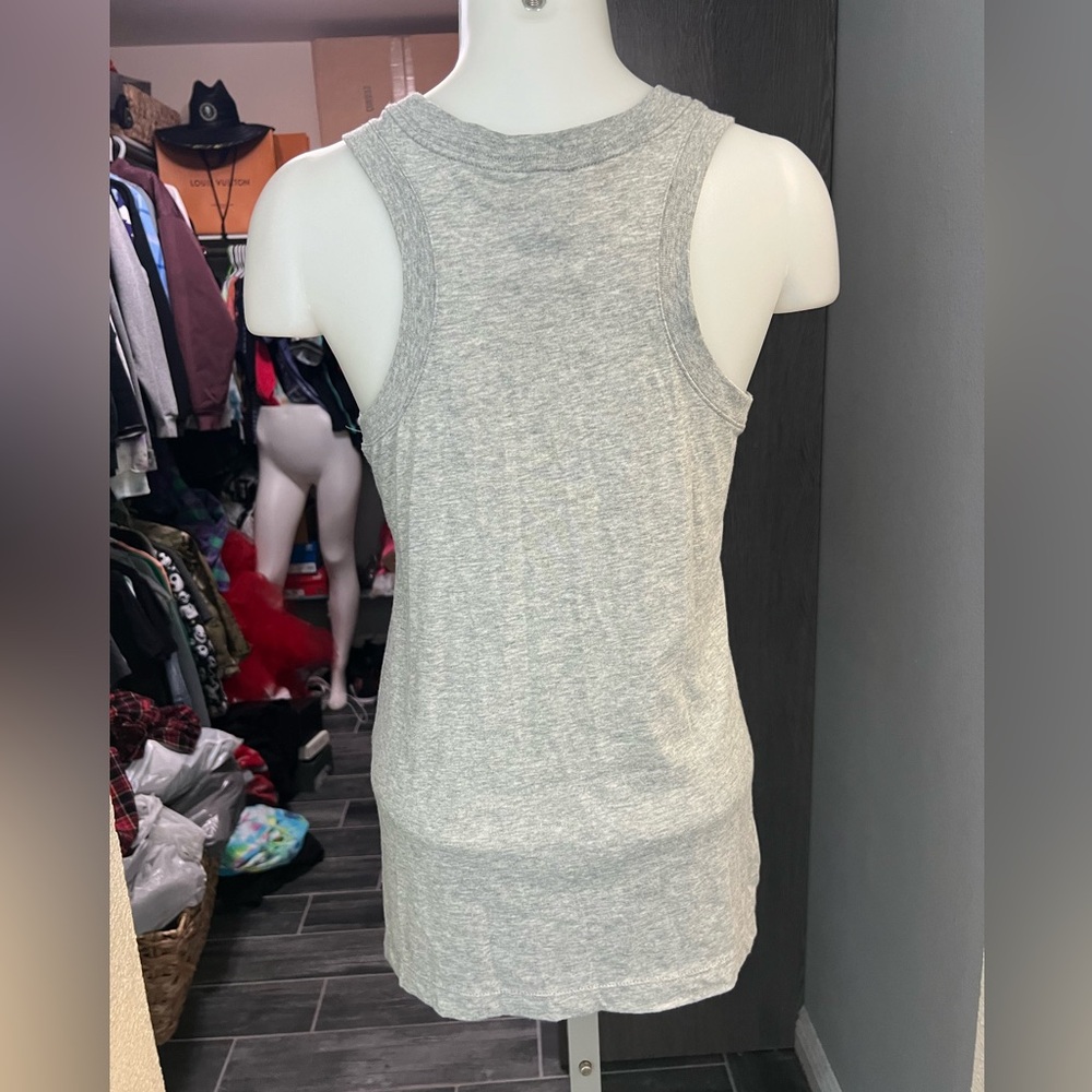 Nike Gray “Just Do It” Workout Tank Top - Picture 5 of 7